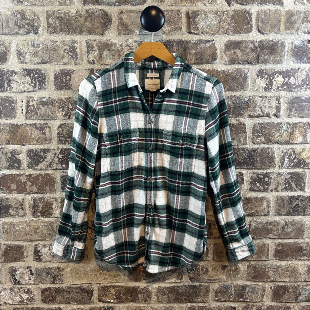 American Eagle Outfitters Classic Fit Plaid Shirt Ahh-mazingly Soft Womens Sz M